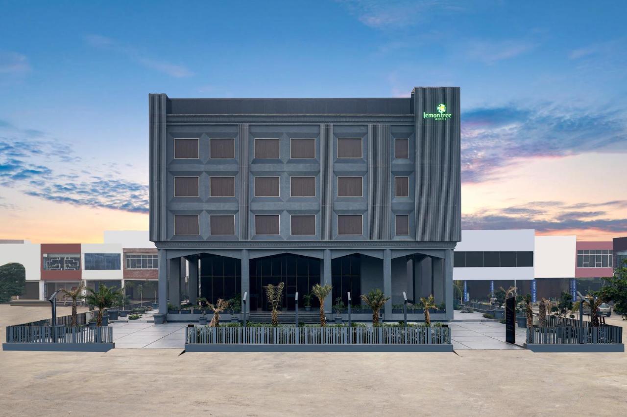 Lemon Tree Hotel, Hisār 외부 사진